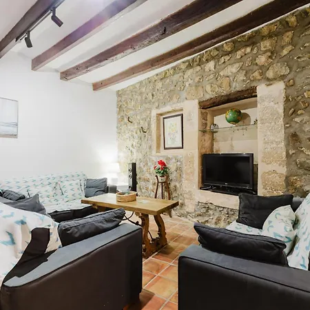 Semesterbostad Calvario Townhouse By Rentavillamallorca Pollença