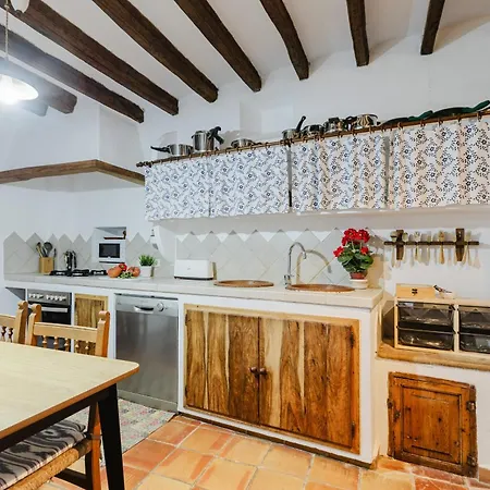 Calvario Townhouse By Rentavillamallorca *