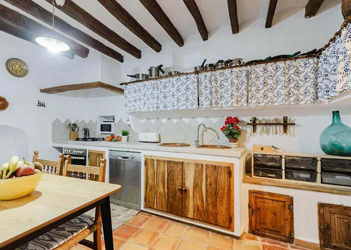 Calvario Townhouse *